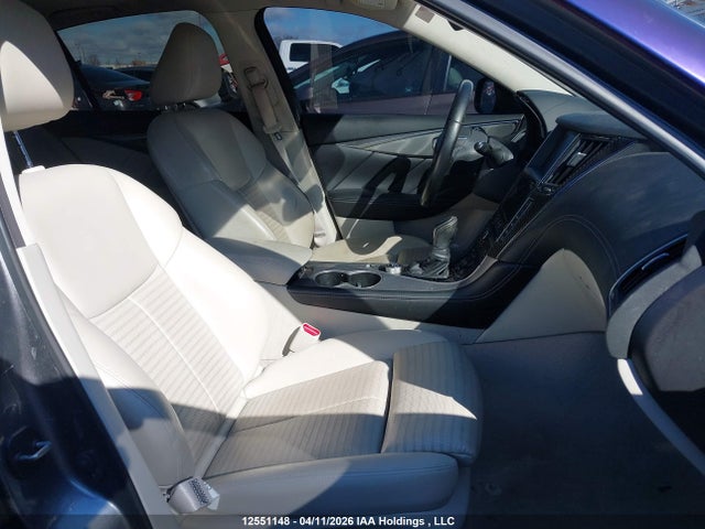 12551148 :رقم المزاد ، JN1EV7AR7JM611671 vin ، 2018 Infiniti Q50 مزاد بيع