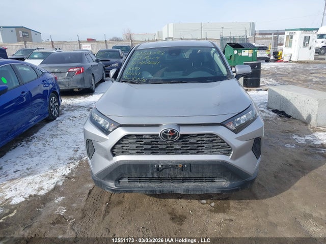 2023 Toyota Rav4 Le მანქანა იყიდება აუქციონზე, vin: 2T3B1RFVXPC383661, აუქციონის ნომერი: 12551173