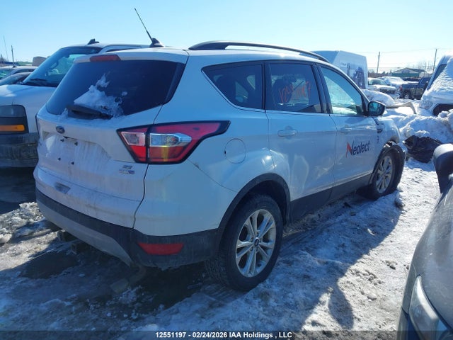 Продаж на аукціоні авто 2018 Ford Escape Se, vin: 1FMCU9GD2JUC96790, номер лоту: 12551197
