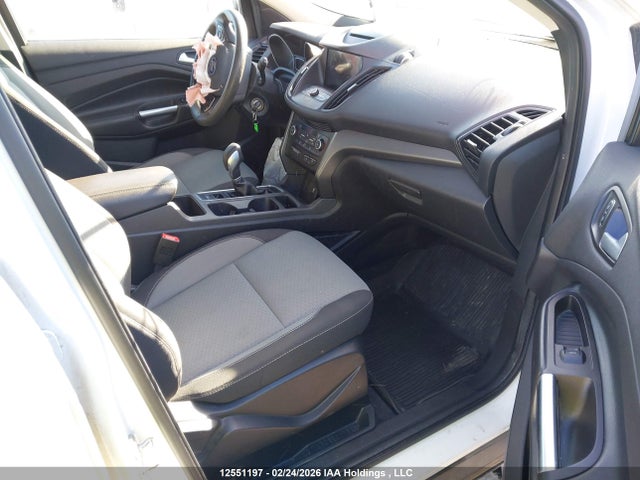 Продаж на аукціоні авто 2018 Ford Escape Se, vin: 1FMCU9GD2JUC96790, номер лоту: 12551197
