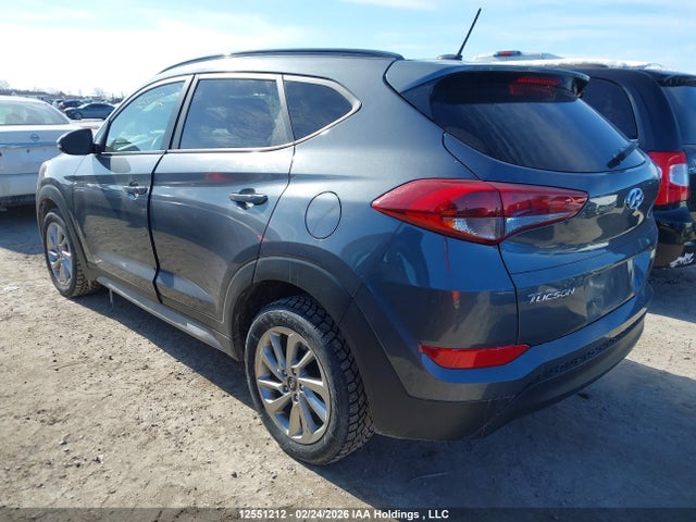 KM8J33A40HU521993 Hyundai Tucson Limited/sport And Eco/se