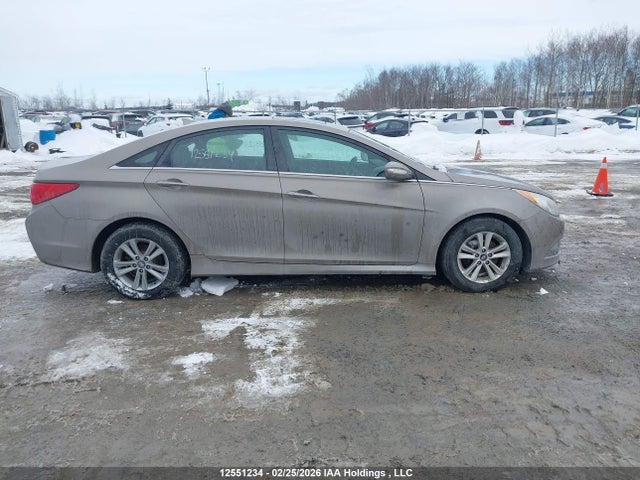 5NPEB4AC9EH929131 Hyundai SONATA GLS