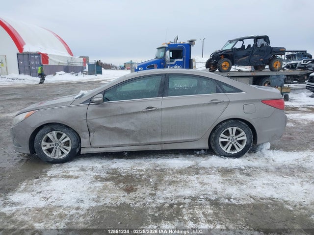 5NPEB4AC9EH929131 Hyundai SONATA GLS