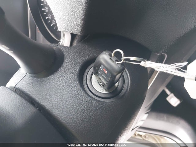 JN1BJ1AV3MW322191 Nissan Qashqai S