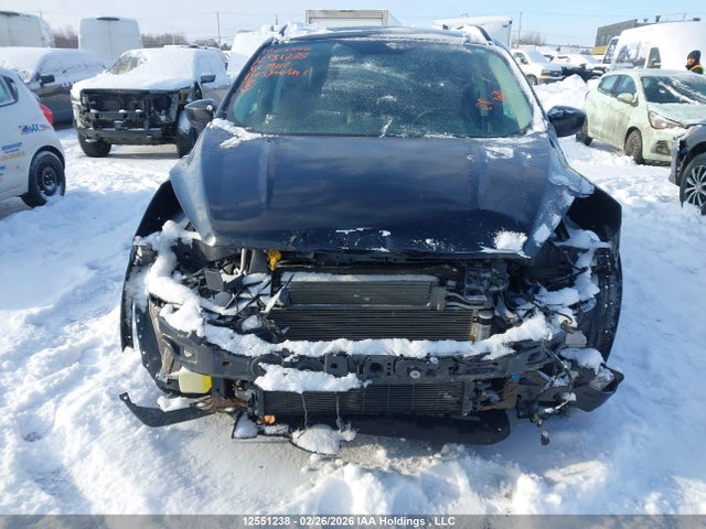 1FMCU9HD3JUC39111 Ford ESCAPE SEL