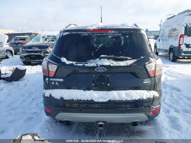 1FMCU9HD3JUC39111 Ford ESCAPE SEL