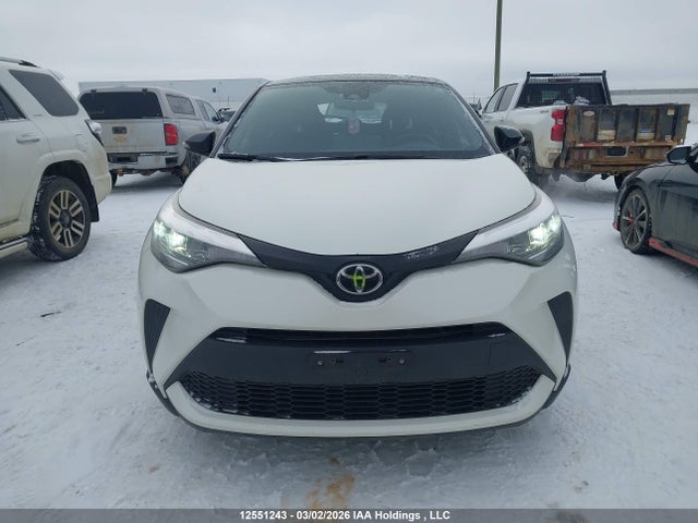 JTNKHMBX5M1102991 Toyota C-hr Xle Premium