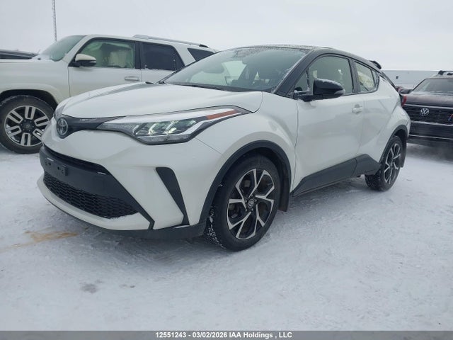 JTNKHMBX5M1102991 Toyota C-hr Xle Premium