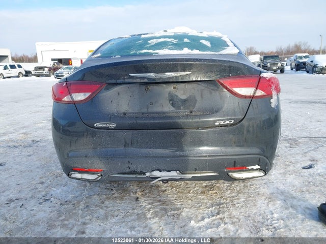 Chrysler 200 Limited 2015 1C3CCCAG2FN525577 Image 17
