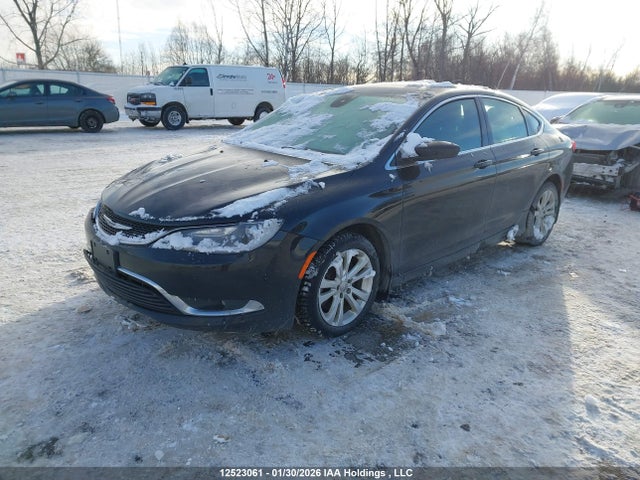 Chrysler 200 Limited 2015 1C3CCCAG2FN525577 Image 2