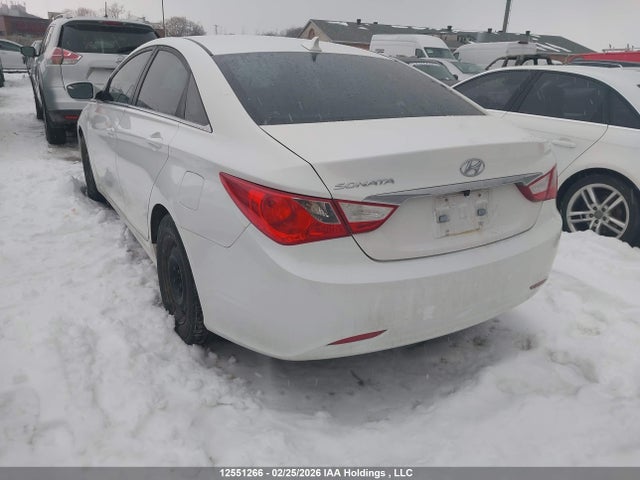 Продажа на аукционе авто 2011 Hyundai Sonata Gls, vin: 5NPEB4AC4BH261301, номер лота: 12551266