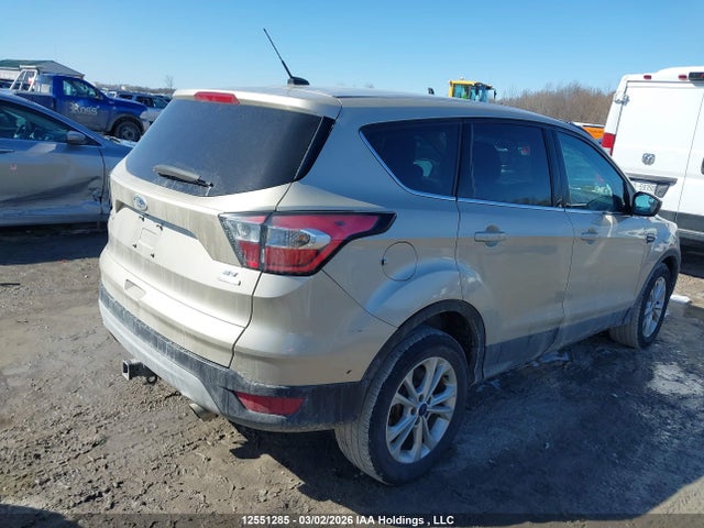 1FMCU0GD5HUE11176 Ford ESCAPE SE