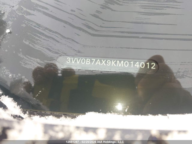 Volkswagen TIGUAN S 2019 3VV0B7AX9KM014012 Image 17