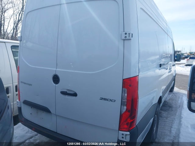 W1Y4KCHY1RP703016 Mercedes-Benz Sprinter 2500