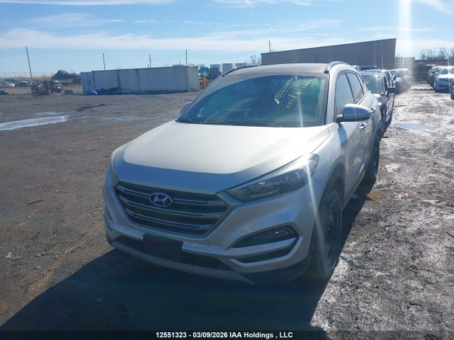 KM8J3CA27HU342025 Hyundai TUCSON SE