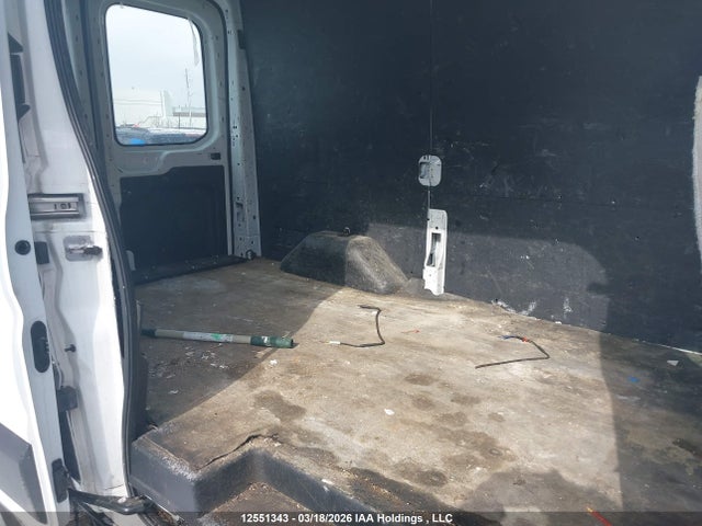1FTYR1CM0KKA57402 Ford Transit-250