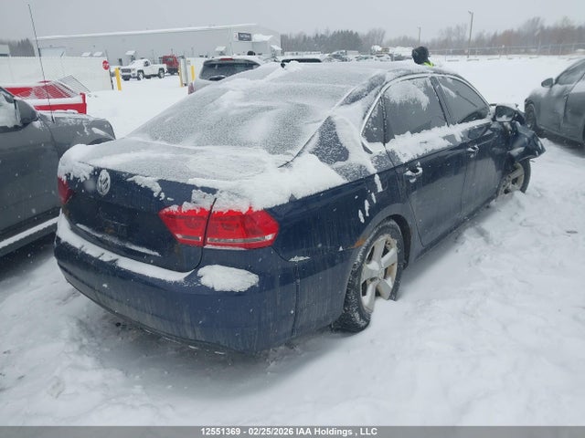 Продажа на аукционе авто 2015 Volkswagen Passat S, vin: 1VWAS7A32FC115445, номер лота: 12551369