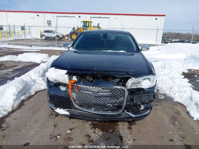 Продажа на аукционе авто 2018 Chrysler 300 Limited, vin: 2C3CCAEG3JH226261, номер лота: 12551399