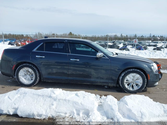 Продажа на аукционе авто 2018 Chrysler 300 Limited, vin: 2C3CCAEG3JH226261, номер лота: 12551399