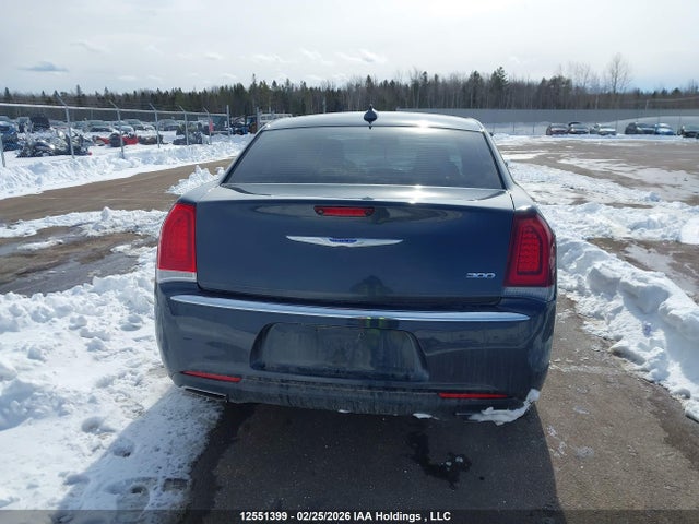 Продажа на аукционе авто 2018 Chrysler 300 Limited, vin: 2C3CCAEG3JH226261, номер лота: 12551399