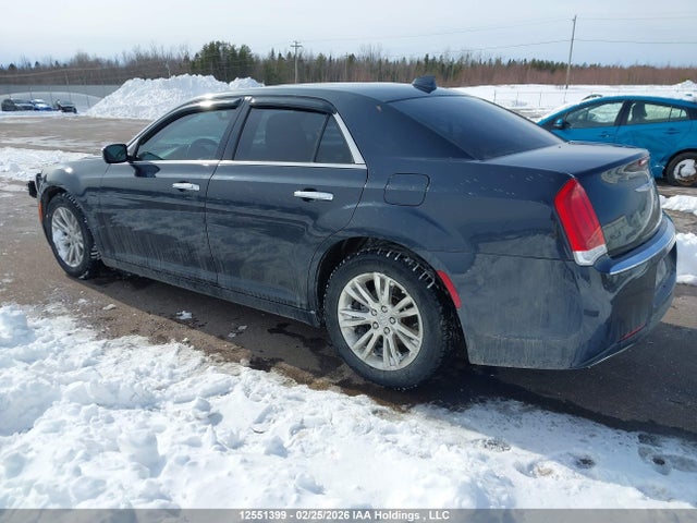 Продажа на аукционе авто 2018 Chrysler 300 Limited, vin: 2C3CCAEG3JH226261, номер лота: 12551399