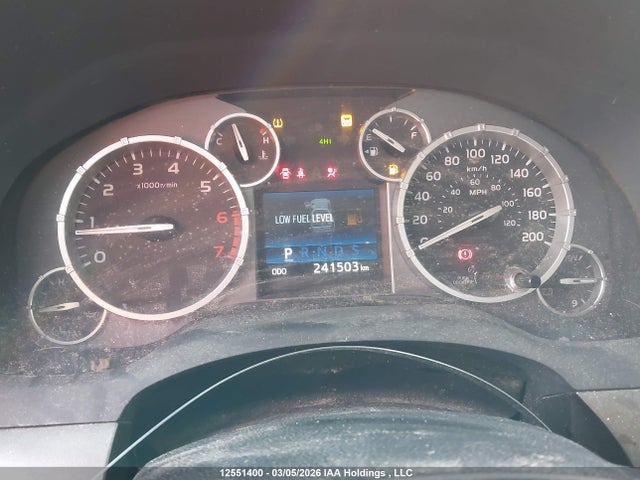 5TFUY5F16EX369015 Toyota Tundra Sr 5.7l V8