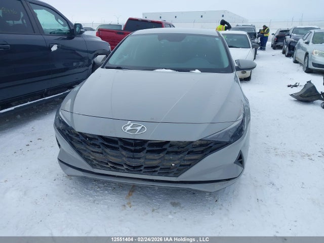 KMHLM4AG4NU340686 Hyundai ELANTRA SEL