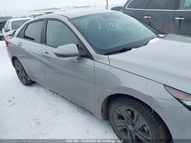 KMHLM4AG4NU340686 Hyundai ELANTRA SEL