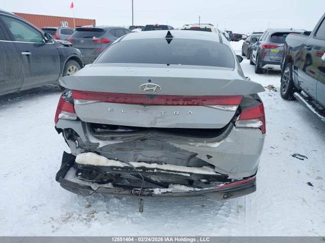 KMHLM4AG4NU340686 Hyundai ELANTRA SEL