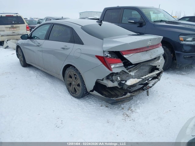 KMHLM4AG4NU340686 Hyundai ELANTRA SEL