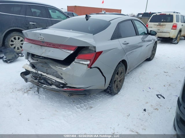 KMHLM4AG4NU340686 Hyundai ELANTRA SEL