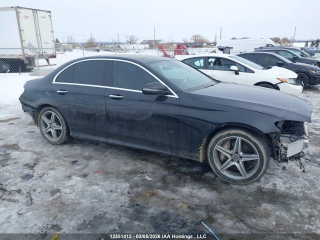 WDDZF4KB3KA560870 Mercedes-Benz E 300 4matic