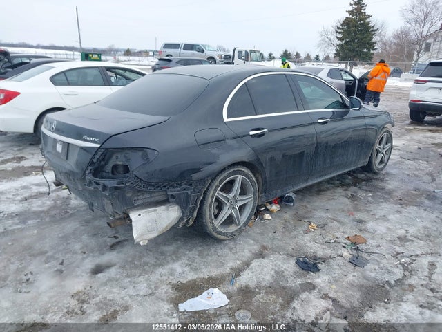 WDDZF4KB3KA560870 Mercedes-Benz E 300 4matic