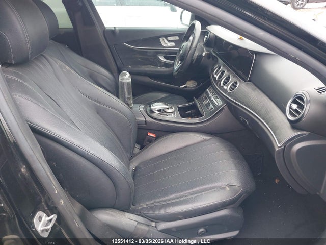 WDDZF4KB3KA560870 Mercedes-Benz E 300 4matic