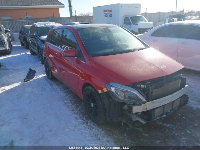 WDDMH4EB0EJ261308 Mercedes-Benz B 250 Sports Tourer