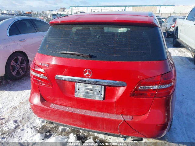 WDDMH4EB0EJ261308 Mercedes-Benz B 250 Sports Tourer