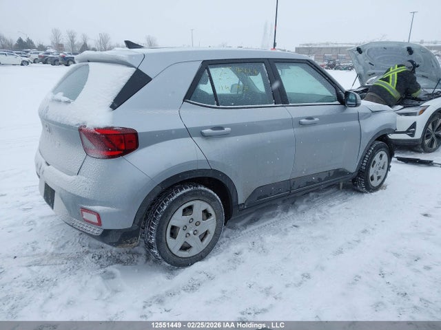 KMHRB8A37MU119974 Hyundai Venue