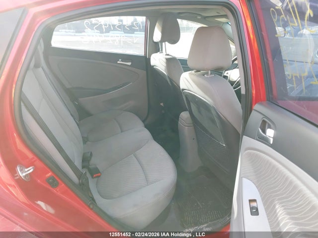 KMHCU4AE3GU982446 Hyundai Accent