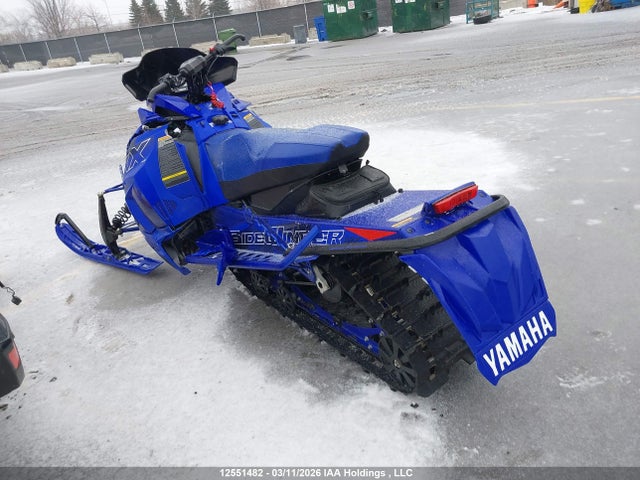 4UF8S4LK5PT104146 Yamaha Sidewinder