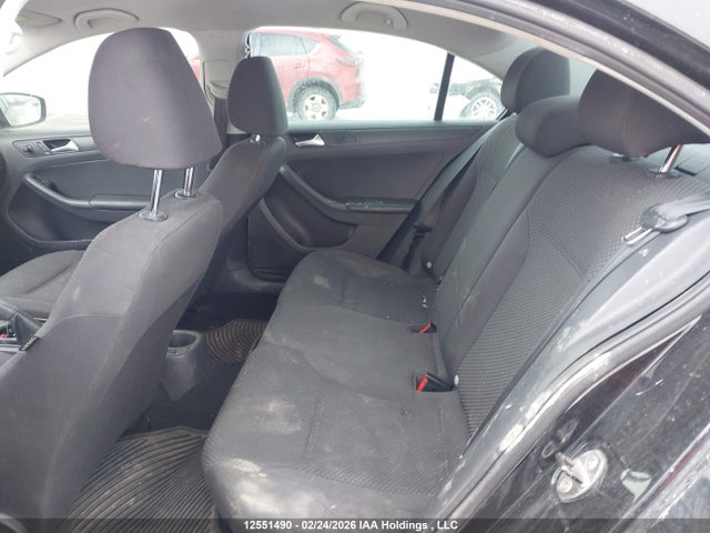 3VW1K7AJ6EM416425 Volkswagen JETTA S