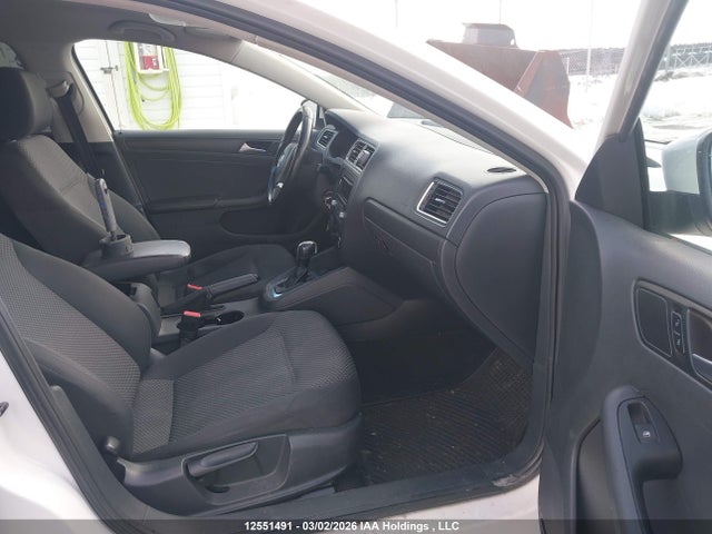 3VW2K7AJ6EM364055 Volkswagen JETTA S