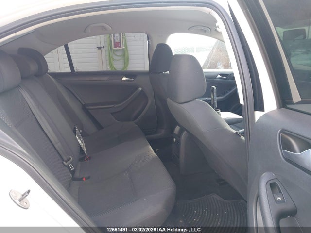 3VW2K7AJ6EM364055 Volkswagen JETTA S