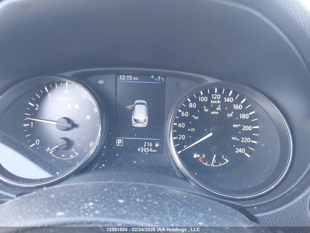 JN1BJ1CR7KW340819 Nissan Qashqai S/sl/sv