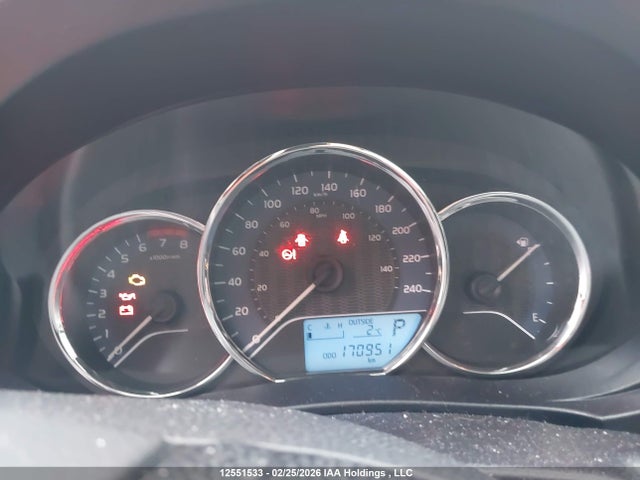 2014 Toyota Corolla Le მანქანა იყიდება აუქციონზე, vin: 2T1BURHE3EC211319, აუქციონის ნომერი: 12551533
