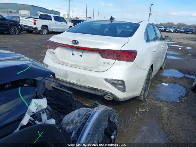 3KPF54AD8KE111541 KIA FORTE EX