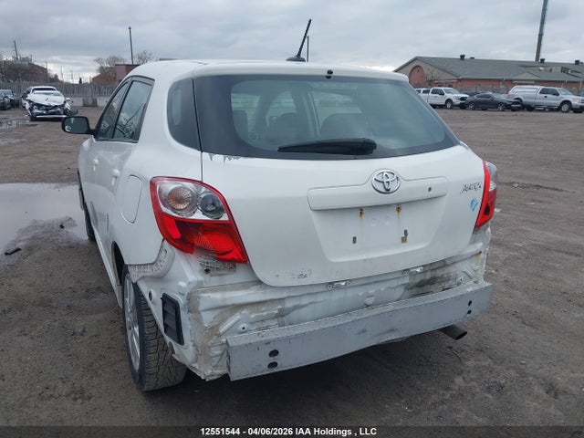 12551544 :رقم المزاد ، 2T1KU4EE5DC951072 vin ، 2013 Toyota Matrix Wagon مزاد بيع