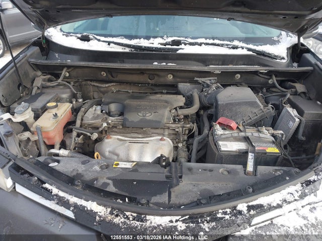 Toyota RAV4 LE 2018 2T3ZFREV7JW443404 Image 10