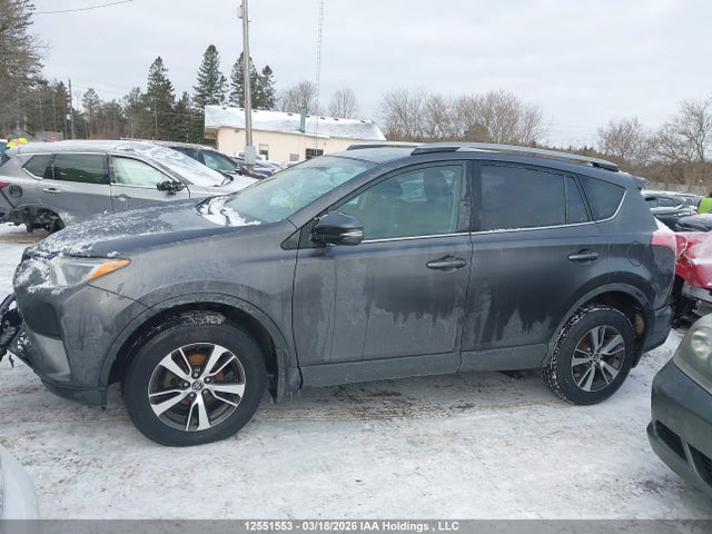 Toyota RAV4 LE 2018 2T3ZFREV7JW443404 Image 14