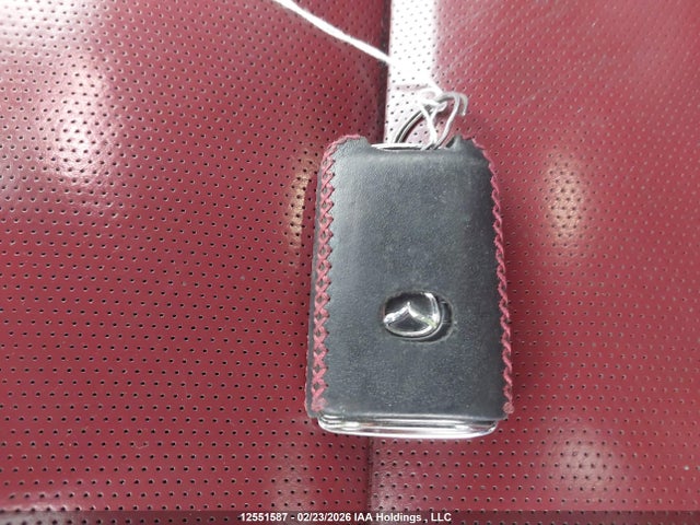 JM1BPBJY5M1310603 Mazda 3