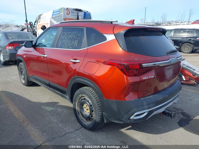 KIA Seltos 2022 KNDETCA28N7268291 Image 3